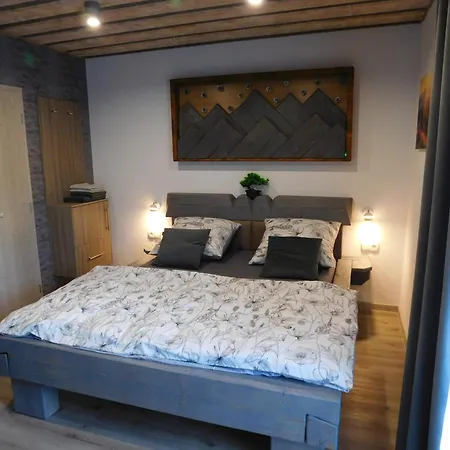 Frankova * Velka Frankova